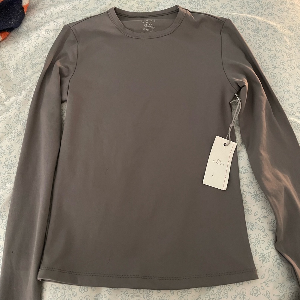 Cozi Women's Gray Long Sleeve Top